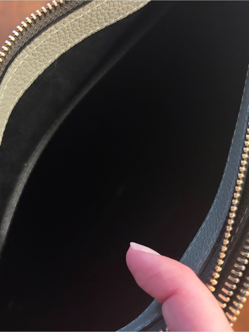 Marni Gray pebble Leather Crossbody Bag with Gold Hardware and duel satchels - Picture 7 of 15
